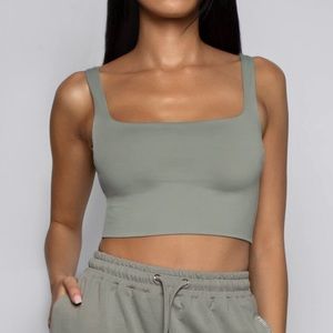 MESHKI Jazmine crop top in sage green